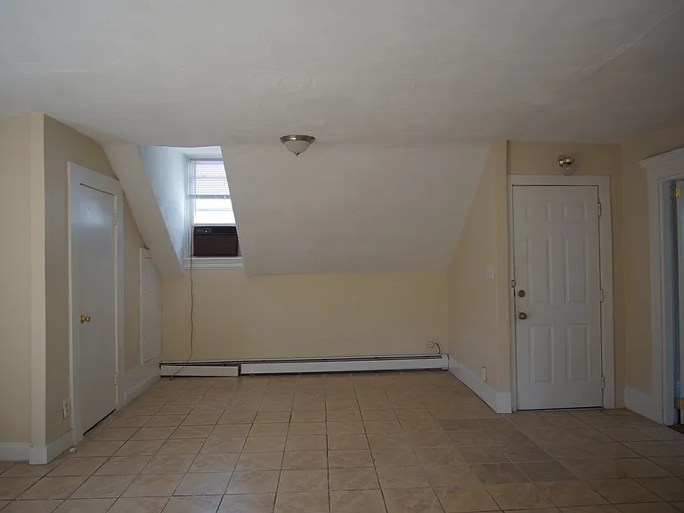 137 Sutton St #2A — Photo 12