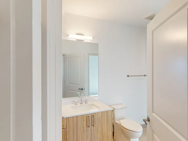 101 N Meridian — Photo 111