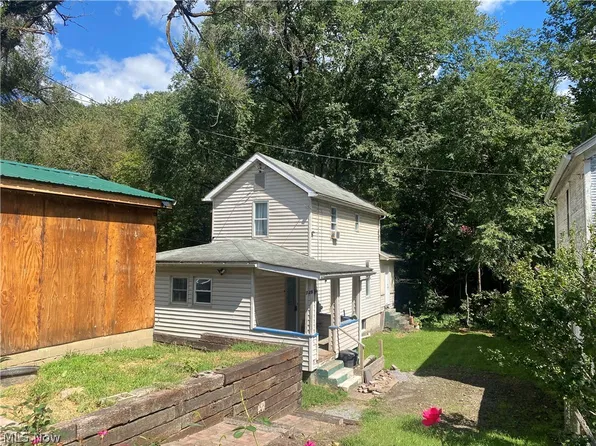 729 Valley Ave, East Liverpool, OH 43920