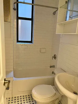 Rented by Corcoran | media 16