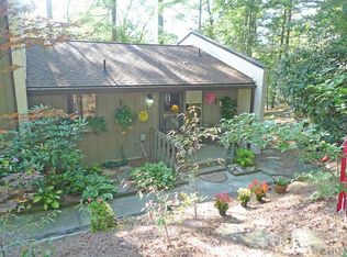 121-16D Holly Ridge Dr, Sapphire, NC 28774