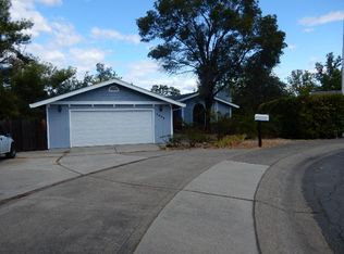4006 Meander Dr, Redding, CA 96001
