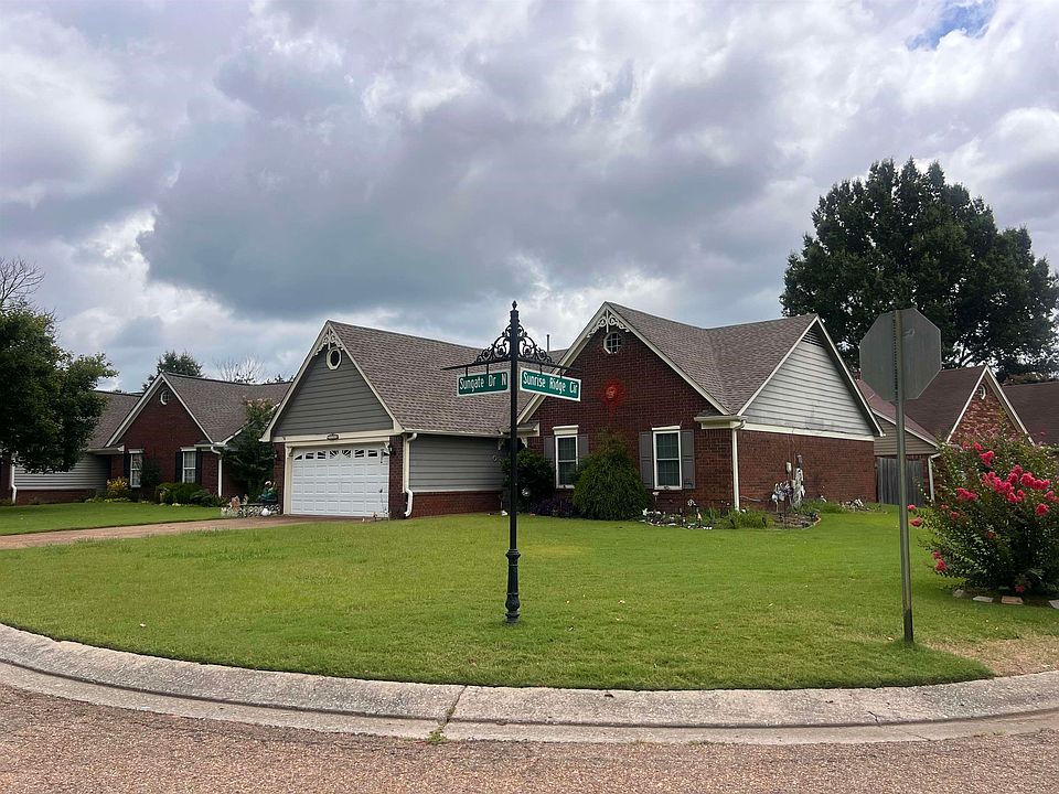 1st image of 3700 Sungate Dr N