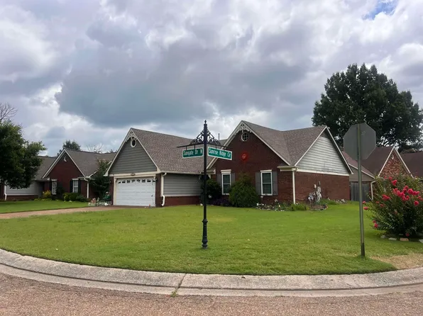 3700 Sungate Dr N, Bartlett, TN 38135