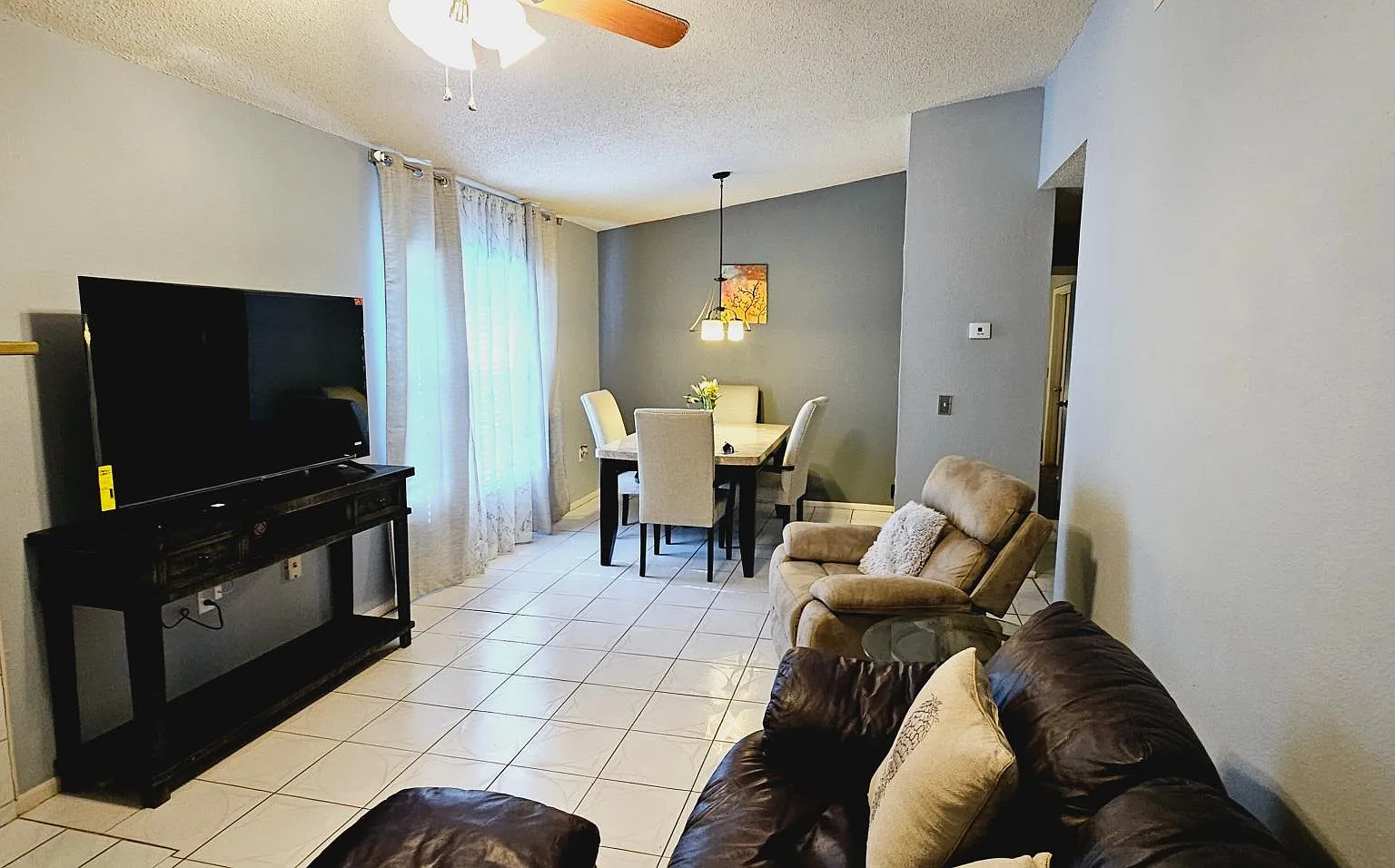 Hanging Moss Cir, Tampa — Photo 2