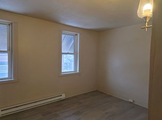 534 Cleveland St APT 3, Hazleton, PA 18201