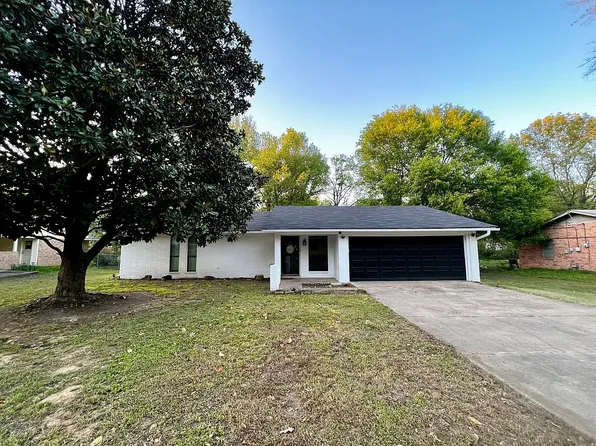 202 Sharlotte Dr, New Boston, TX 75570