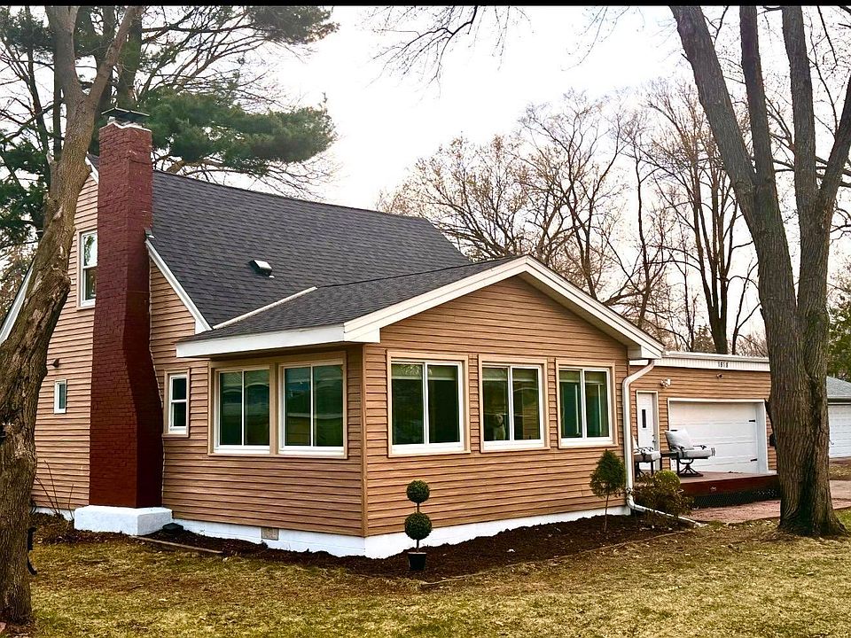 1st image of 1818 3rd St