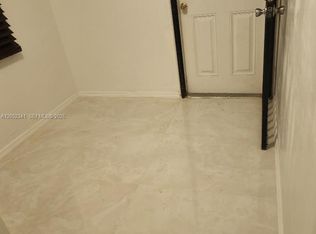 13915 NW 5th Ct #1, Miami, FL 33168