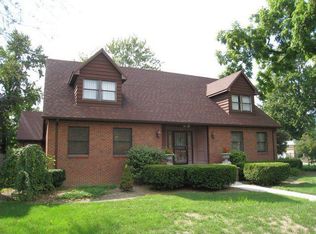 1126 S Main St, Findlay, OH 45840