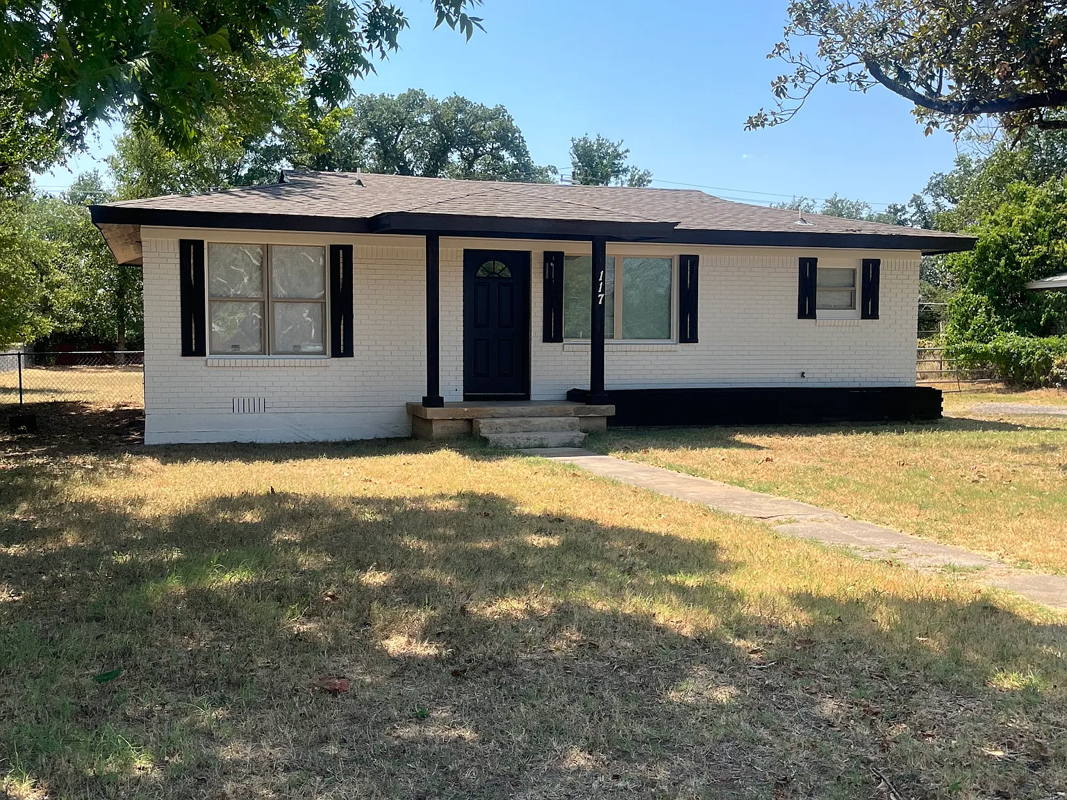 2 bed, 874 sqft, $1,595 — Photo 3