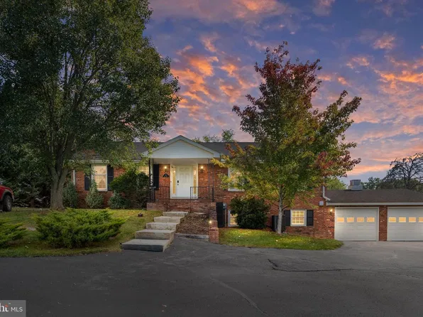 75 Boies Dr, Front Royal, VA 22630