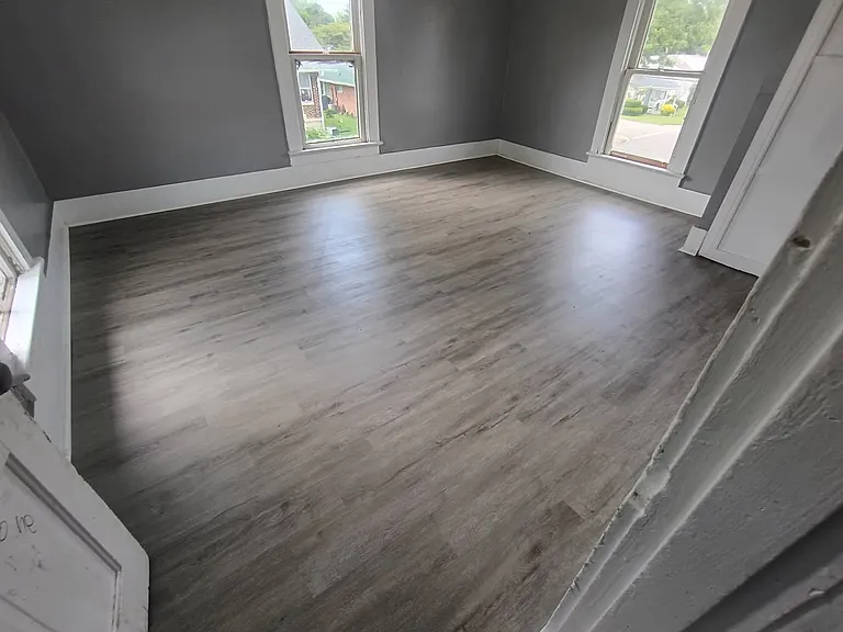 807 Brook St — Photo 6