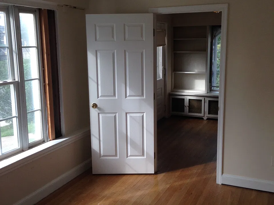 1st Unit - office space