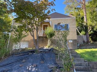 2050 Liedertafel Way, Pittsburgh, PA 15212
