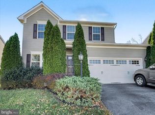 813 Countryside Rd, Seven Valleys, PA 17360