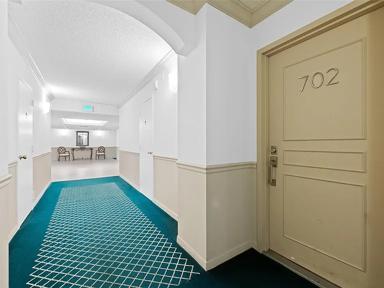 5100 N Ocean Blvd #702 — Photo 37