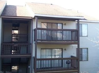 242 Wells Ct, Hampton, VA 23666