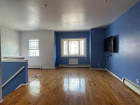 1st image of 280 Chauncey St #1
