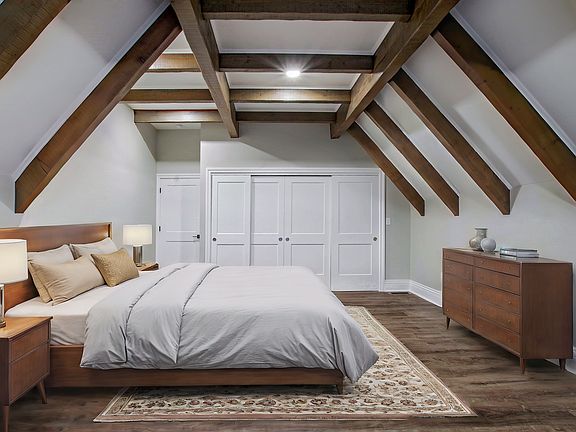 4th image of 35 Ohio Ave #35A