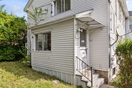 216 Providence St Worcester MA 64