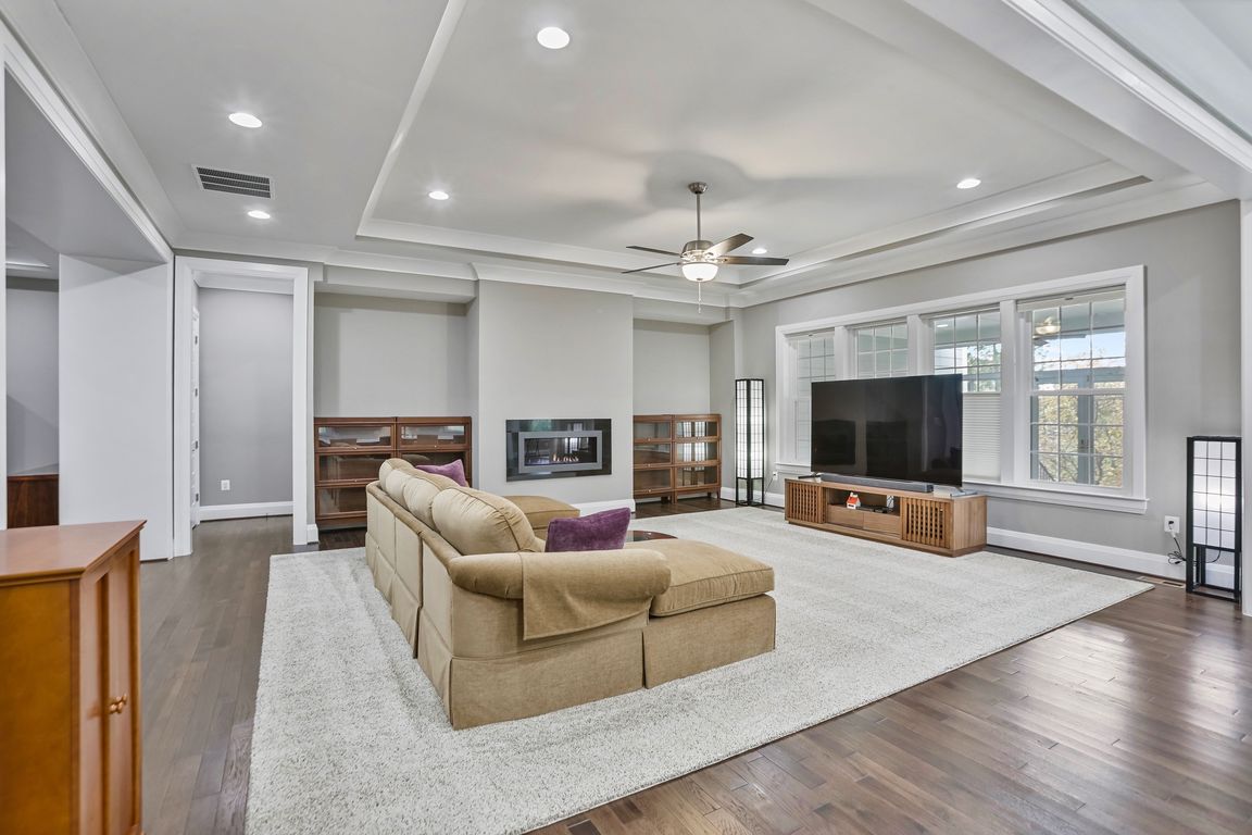 next background image