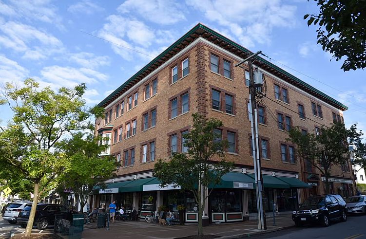 Building Photo