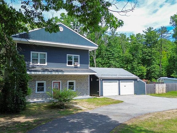 3rd image of 1069 Saratoga Road
