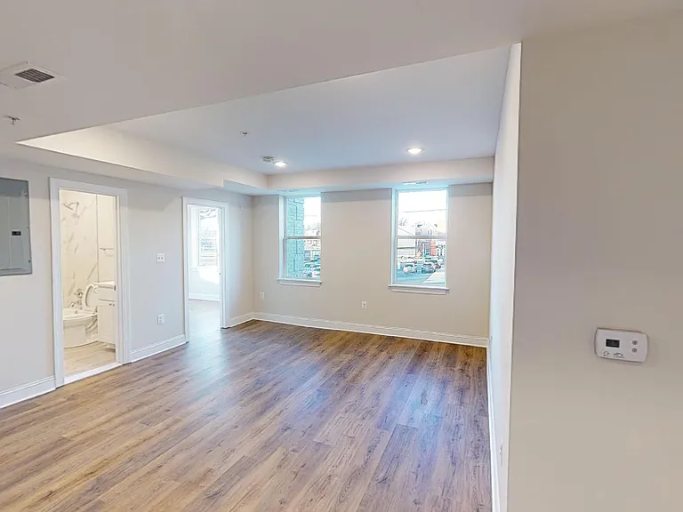 232 Hamilton St NW #207 — Photo 1