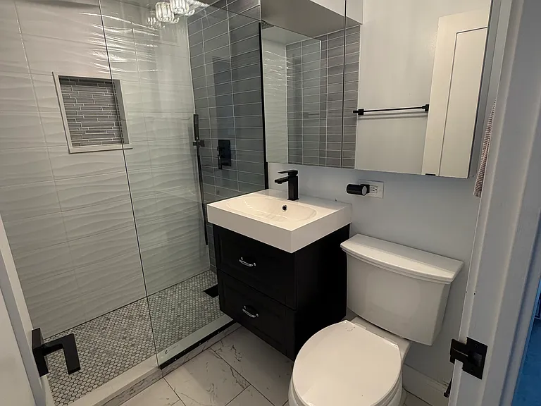 3950 N Lake Shore Dr #2000 — Photo 17