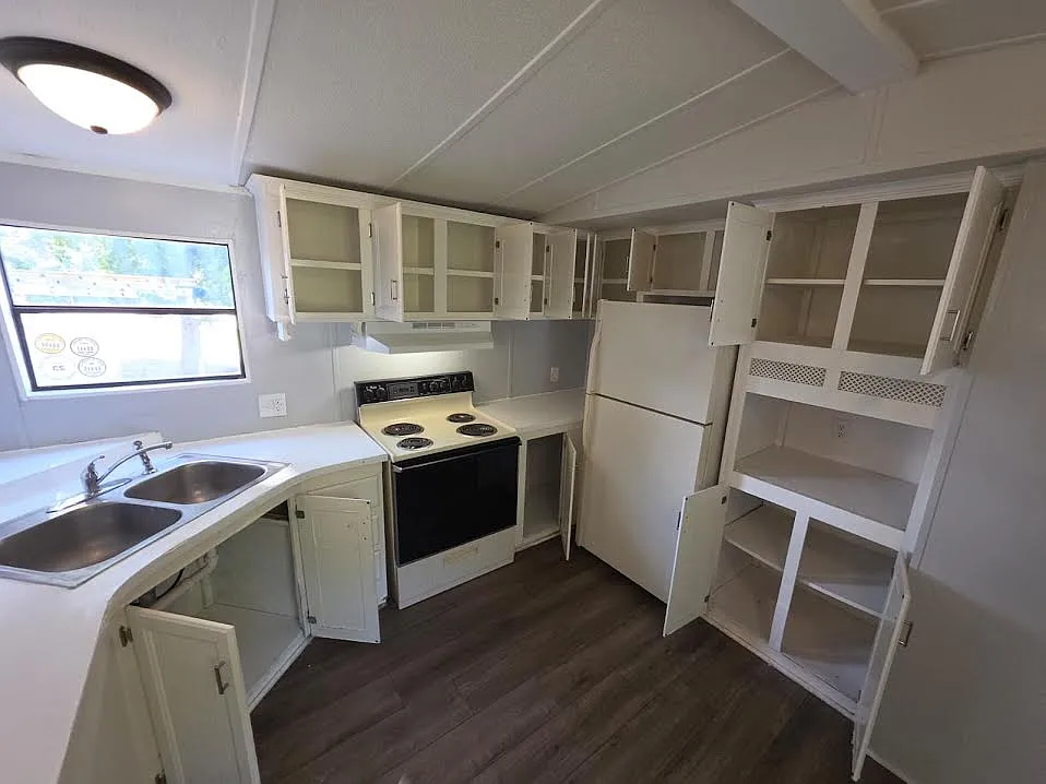 1 bed, $795 — Photo 2