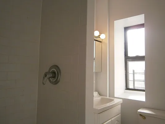 Rented by Prince Real Estate Associates LLC | media 5