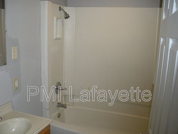 5th image of 600 N 5th St