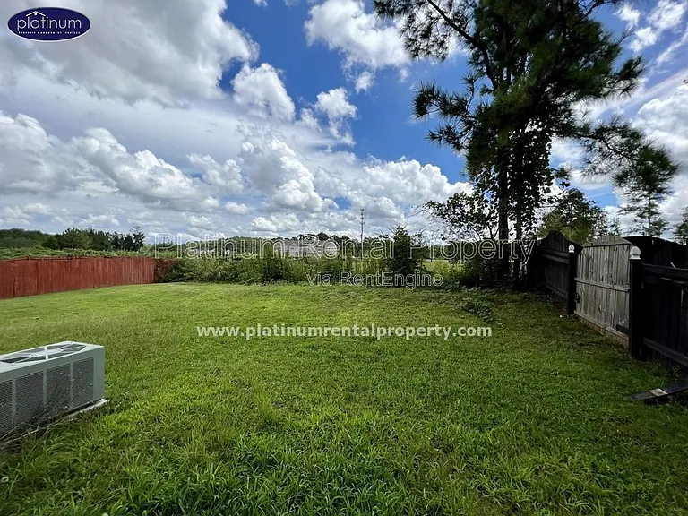 5687 Windfall Ln — Photo 18