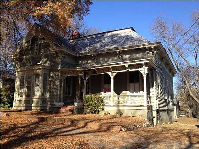 1st image of 530 Martha St
