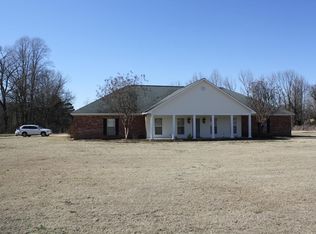 1463 Good Hope Rd, Batesville, MS 38606