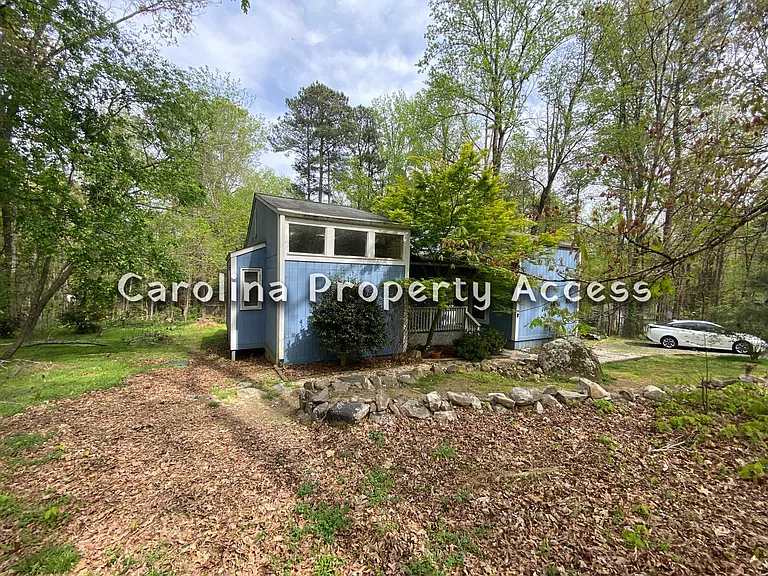 102 Polks Pl — Photo 4