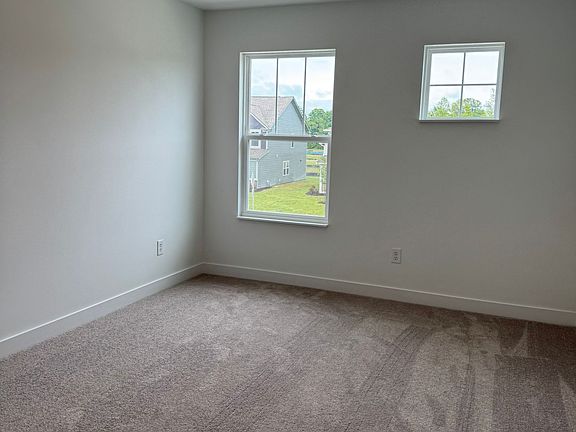 4th image of 4317 Mendocino Blvd