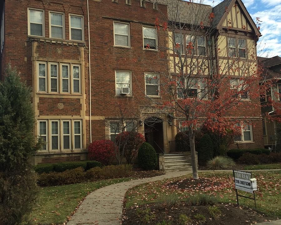 1st image of 15324 Clifton Blvd APT 202