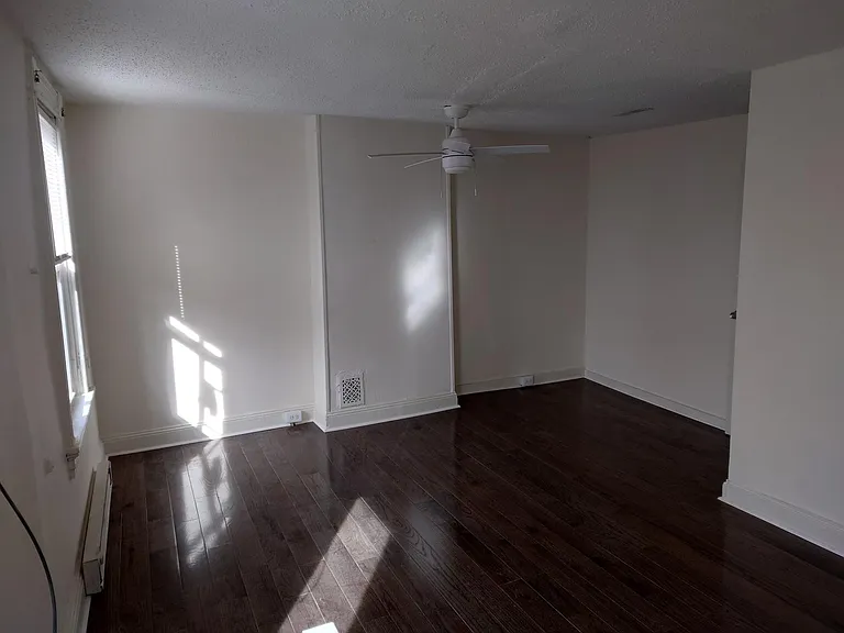 1832 Bolton St #3A — Photo 5