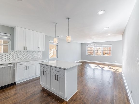 5th image of 3030 W Washington Blvd #3