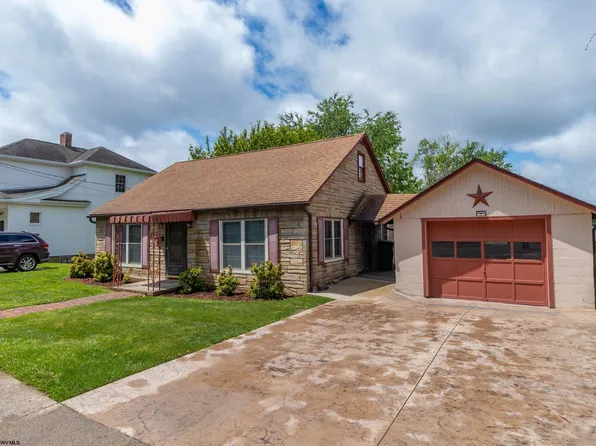 405 Orchard Ave, Bridgeport, WV 26330