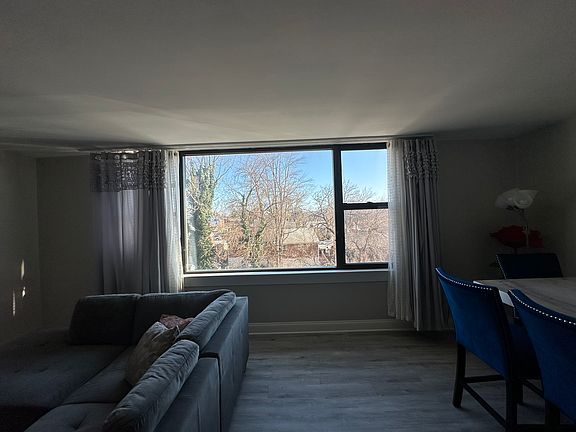 4th image of 4600 Duke St APT 517