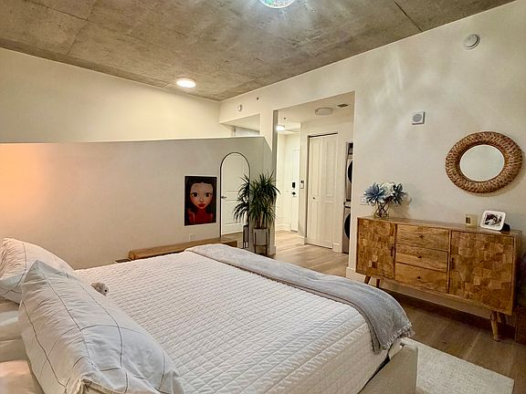5th image of 300 S Australian Ave Unit 1416