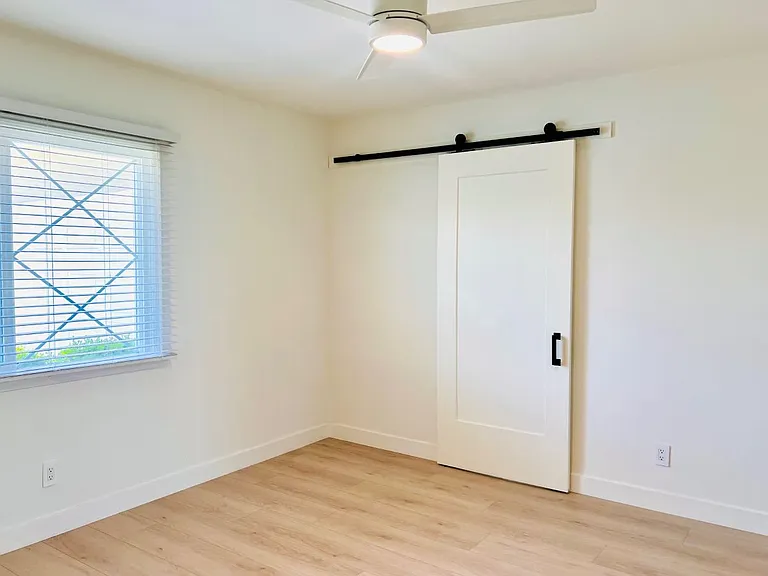 22637 Hickory Ave — Photo 19