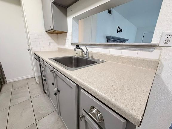 5th image of 14317 N Pennsylvania Ave #14C