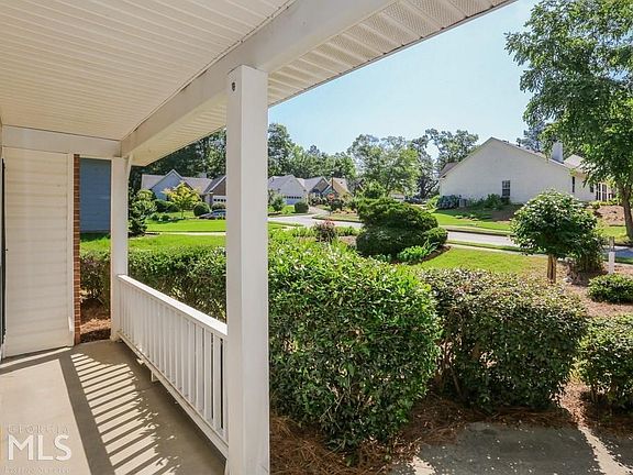 3rd image of 4665 Sterling Oaks Ct