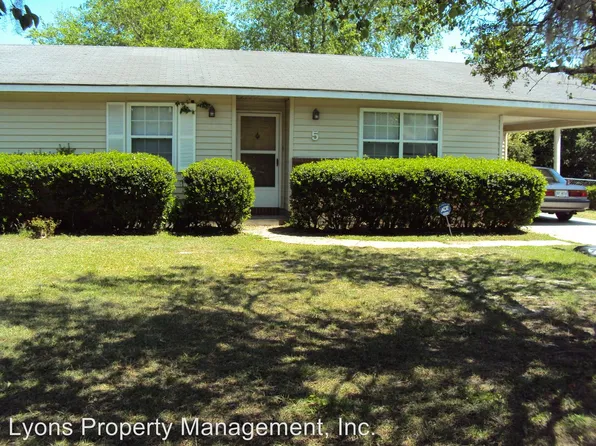 5 Shanna Cir, Valdosta, GA 31601