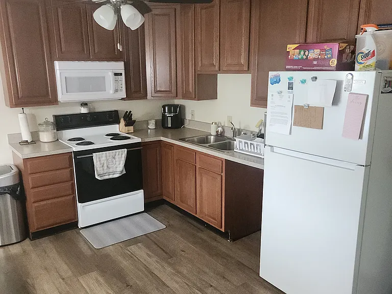 50 Devonshire Ave — Photo 17