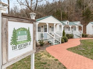 1390 Peace In Valley Rd, Blue Eye, MO 65611